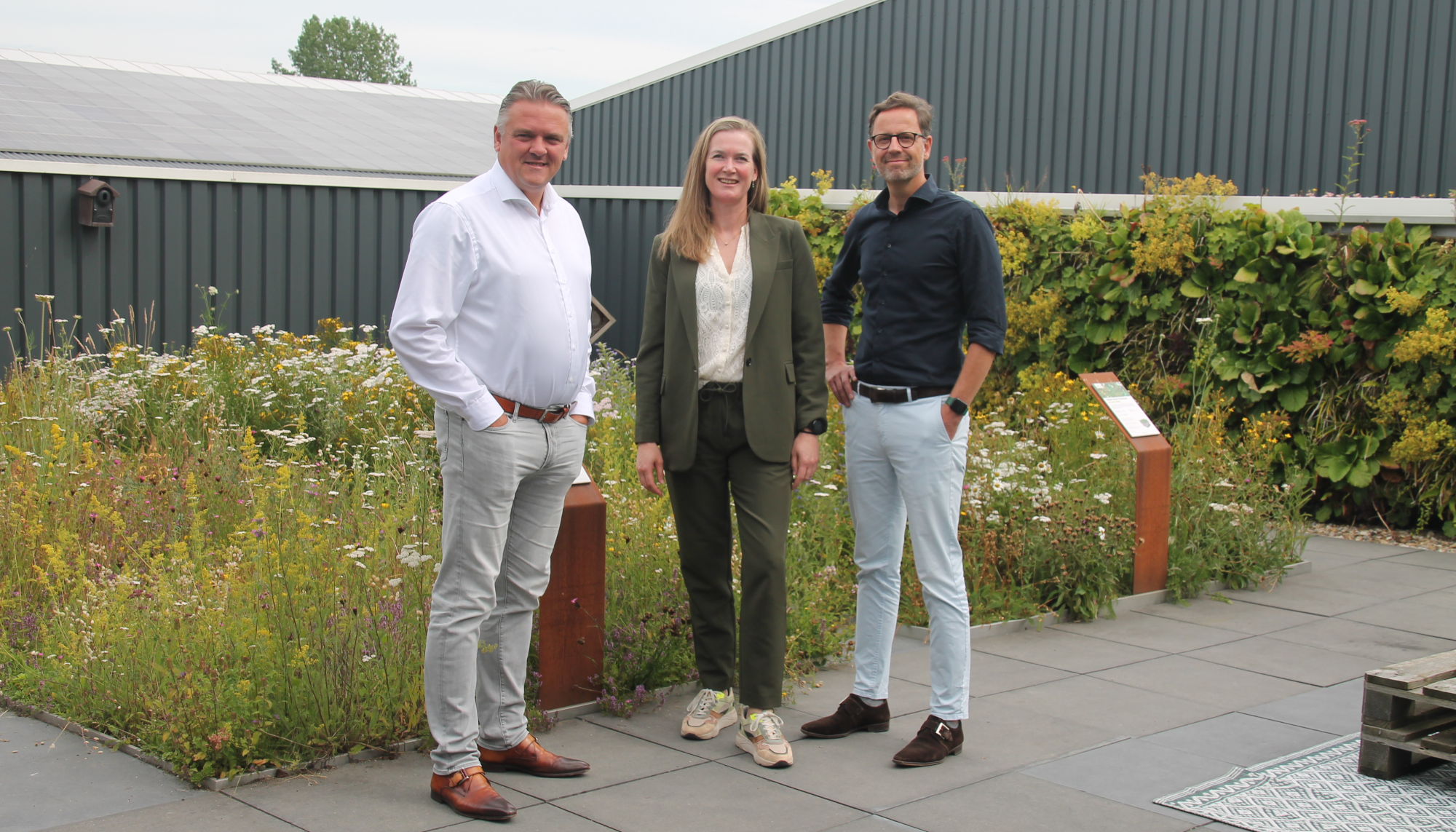 Corné van Garderen, Henriette Vink and Aldo Tognini on the roof of Sempergreen Group in Odijk