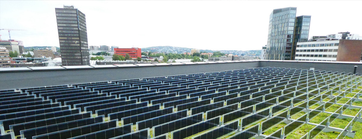 Green roof with Over Easy Solar