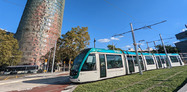 Green tramway Barcelona 4